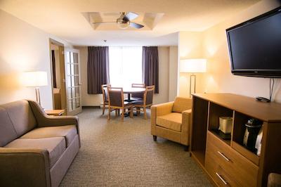 کوالیتی این اند کنفرنس سنتر دونتون