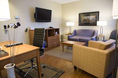 کوالیتی این اند کنفرنس سنتر دونتون