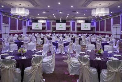 هلید این ترنتو اینترنیشنال آیرپرت