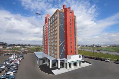 فور پوینتز بای شراتون ترنتو آیرپرت ایست