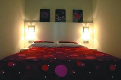 دینگدنگ اکسپرز هستل