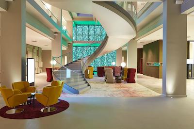 استیجنبرجر هتل ام کانزلرامت