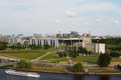 استیجنبرجر هتل ام کانزلرامت