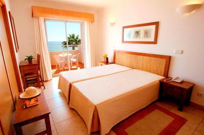 کلوب پرتو مز