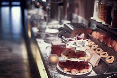 ارکادیا سوئیتز فلونچیت بانکوک بای کامپس هاسپیتالیتی