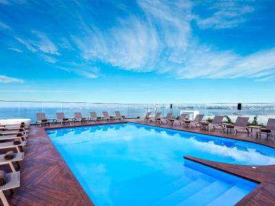 دابل تری بای هیلتون هتل استانبول-مودا