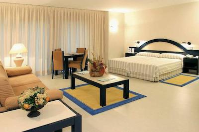 سرکتل هتل پالاشن دل مار