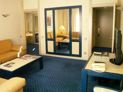 سرکتل هتل پالاشن دل مار