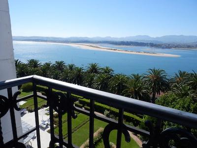 اورستارز هتل ریل