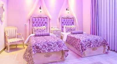 الگانس اچ تی دیزاین سوئیتس