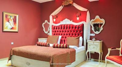 الگانس اچ تی دیزاین سوئیتس