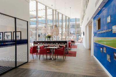 هامپتون امستردام ارنا بولوارد