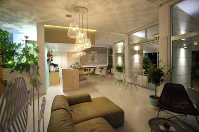 کستانتیانا بیچ اپارتمنتز