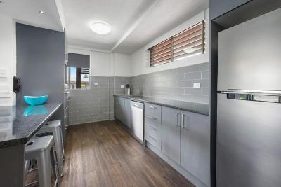 ال پاسُ متر این پرت ماککواری