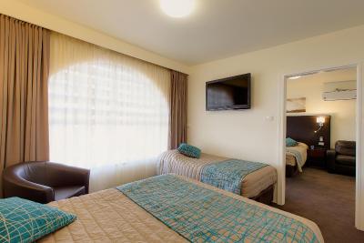 ال پاسُ متر این پرت ماککواری