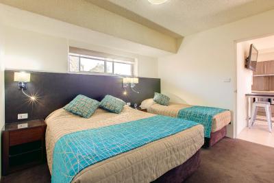 ال پاسُ متر این پرت ماککواری