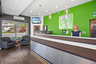 ال پاسُ متر این پرت ماککواری