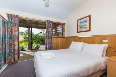 کاچهوس مارینا ریزرت