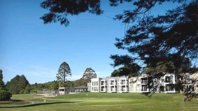 جیبرالتار هتل بورال