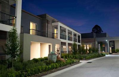 جیبرالتار هتل بورال