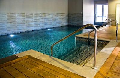 جیبرالتار هتل بورال