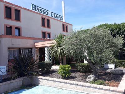 مترهتل باسو کامبو