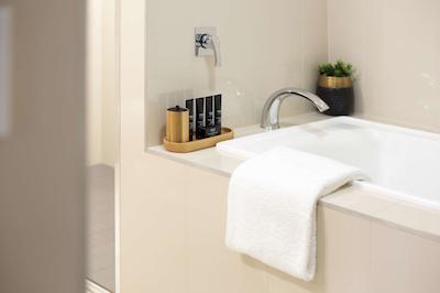 ه هتل داروین