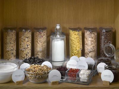 اینسید بای ملی پراگو اُلد تون