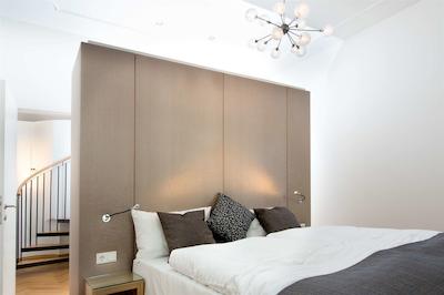 لیوین رسیدنس بای فلمینگز وین-پارلامنت