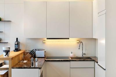 لیوین رسیدنس بای فلمینگز وین-پارلامنت