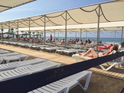 لونا بلانکا ریزورت اند اسپا