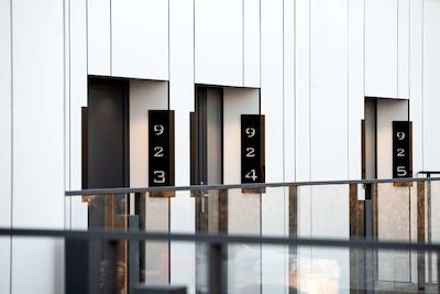 بست وسترن پلاس گولدن لاکز هتل