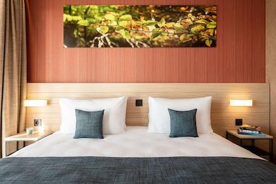 بست وسترن پلاس گولدن لاکز هتل