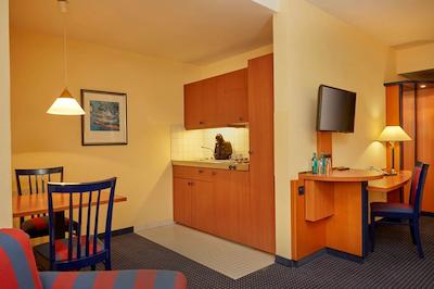 ه4 هتل لیپیزیگ