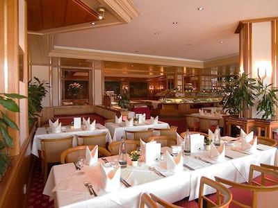 کورپارک-هتل باد دورخیم