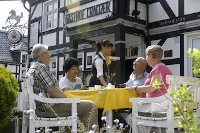 لاندهتل اند گاسدف کرامر