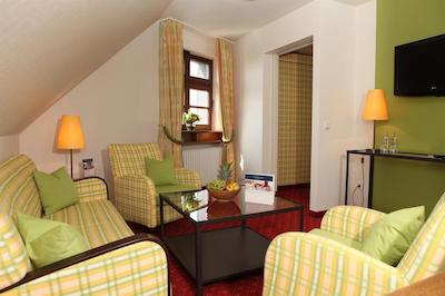 لاندهتل اند گاسدف کرامر