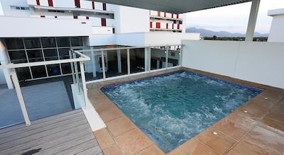 سنترال هلبرن اپارتمنتز بای ویوو