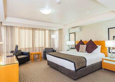 کوالیتی هتل بسید گیلنگ