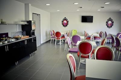 ادنیز لا باول