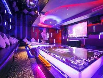 دز هتل سویتز یانگجیانگ