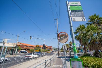 است گئورجز متر این