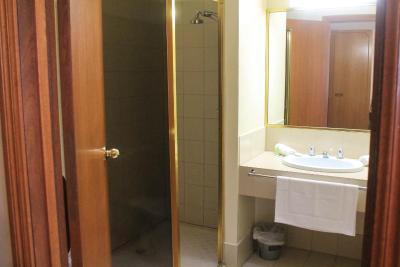 است گئورجز متر این