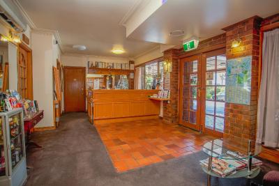 است گئورجز متر این