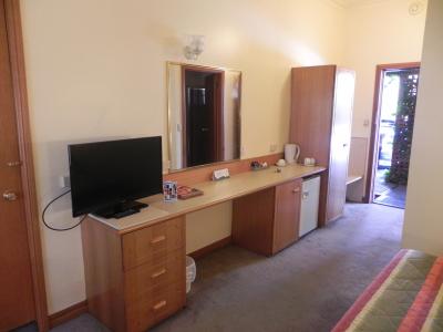 است گئورجز متر این