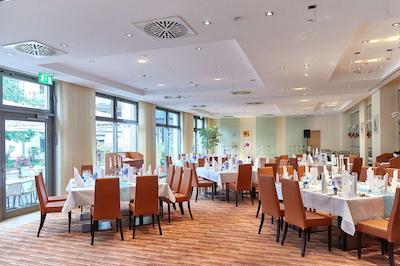 فیرست این هتل زویکاو