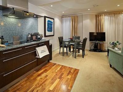 چوال فنیکس هوس