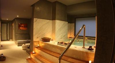 اگ هتل ریزرت اند اسپا ماراکچ