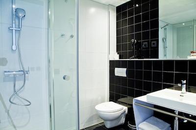 کاتالنیا برلین میت