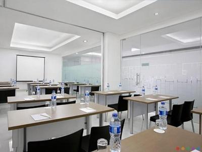 اماریز هتل جواندا